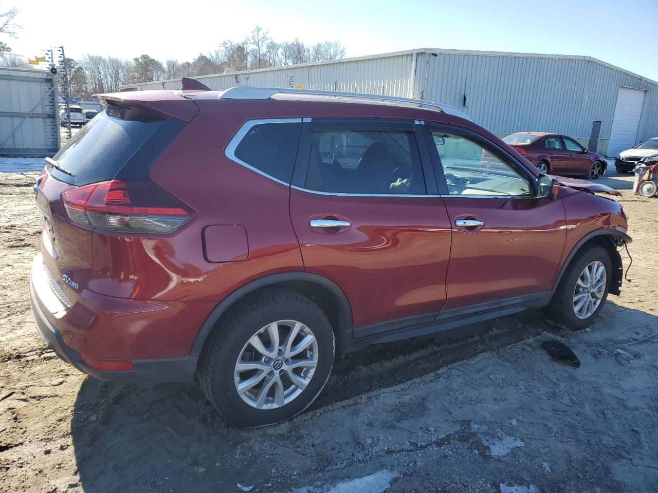 2018 Nissan Rogue VIN 5N1AT2MVXJC813189 Copart auction photo, front end / minor dent/scratches damage thumbnail 3