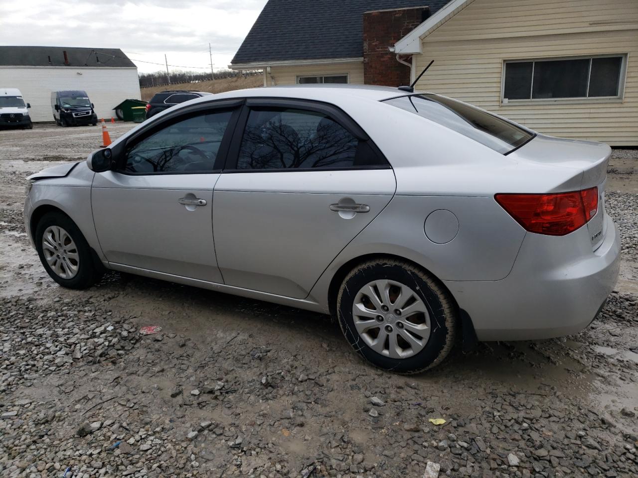 2010 KIA Forte VIN KNAFT4A22A5186649 Copart auction photo, front end damage thumbnail 2