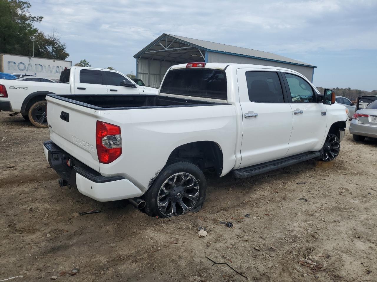 2014 Toyota Tundra VIN 5TFAY5F17EX359886 Copart auction photo, front end / undercarriage damage thumbnail 3