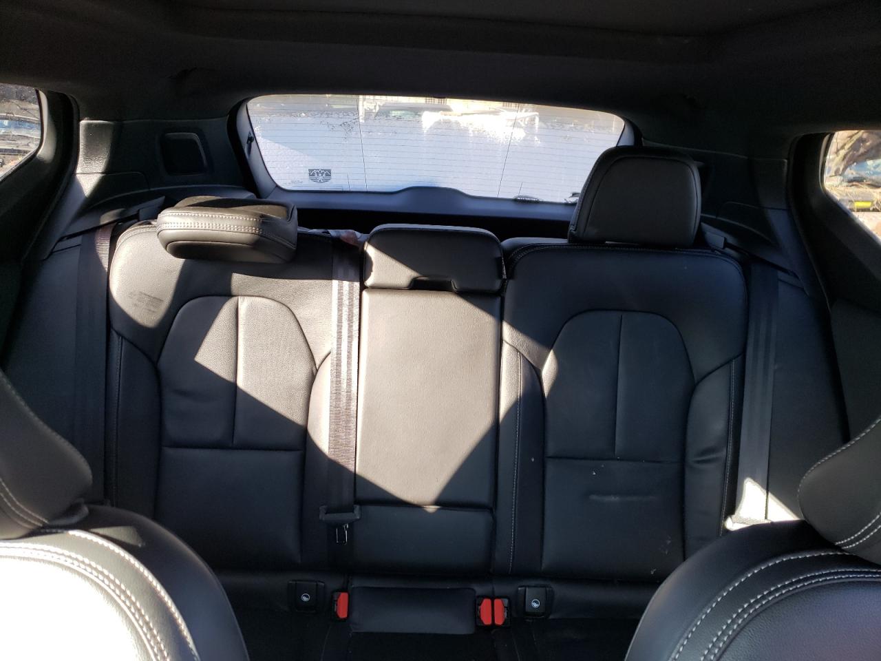 2019 Volvo XC40 VIN YV4162UK9K2077416 Copart auction photo, rear end / front end damage thumbnail 10