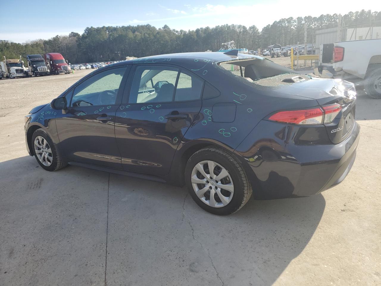 2022 Toyota Corolla VIN 5YFEPMAE4NP337240 Copart auction photo, all over / minor dent/scratches damage thumbnail 2