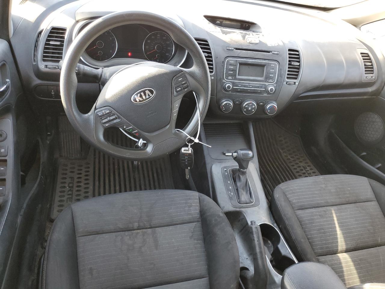 2015 KIA Forte VIN KNAFX4A63F5436737 Copart auction photo, rear end damage thumbnail 8