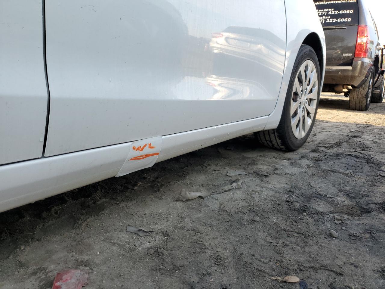 2017 Hyundai Elantra VIN KMHD35LH1HU368999 Copart auction photo, water/flood damage thumbnail 12