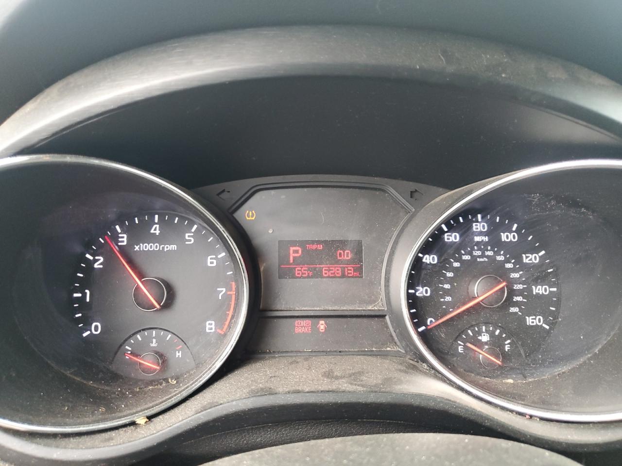 2017 KIA Sedona VIN KNDMB5C12H6231343 Copart auction photo, vandalism / minor dent/scratches damage thumbnail 9