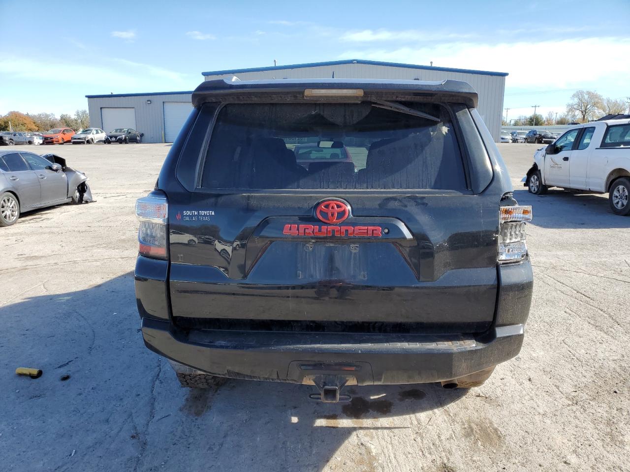 2017 Toyota 4Runner VIN JTEZU5JR1H5157214 Copart auction photo, front end / side damage thumbnail 6