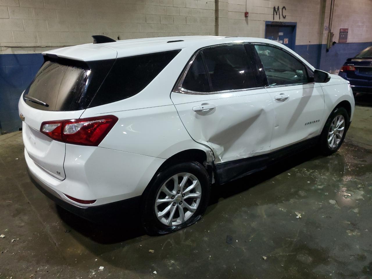 2019 Chevrolet Equinox VIN 3GNAXKEV7KS644873 Copart auction photo, side / front end damage thumbnail 3