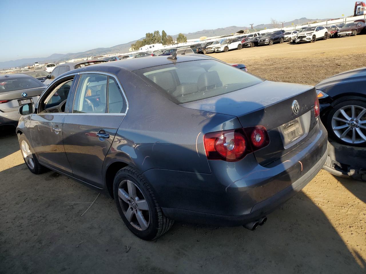 2009 Volkswagen Jetta VIN 3VWRZ71K09M092546 Copart auction photo, front end damage thumbnail 2