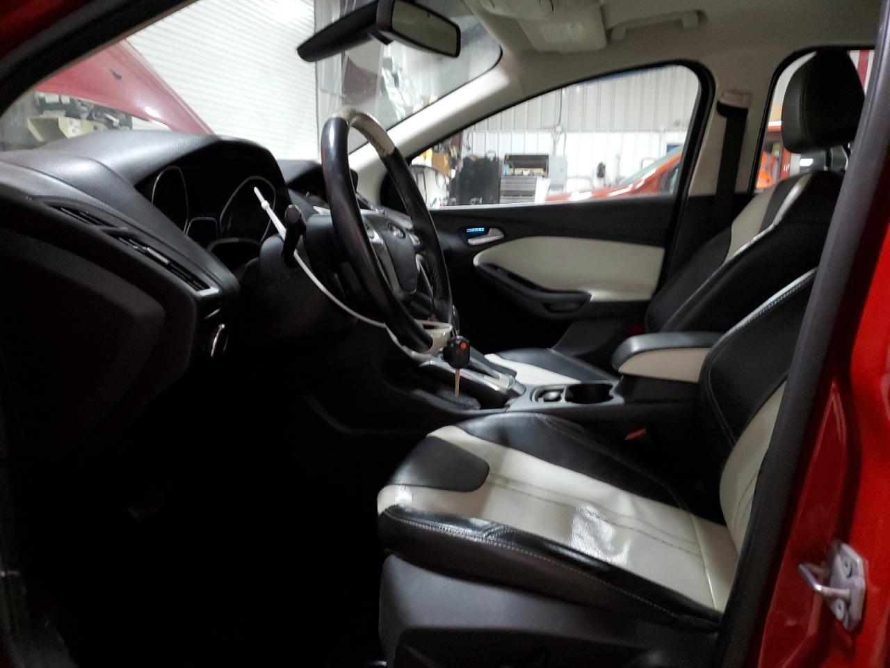 2012 Ford Focus VIN 1FAHP3M20CL209923 Copart auction photo, front end damage thumbnail 7