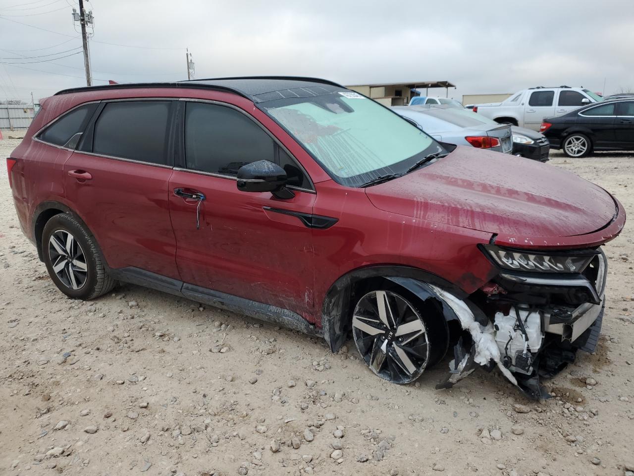 2021 KIA Sorento VIN 5XYRHDLF7MG061756 Copart auction photo, front end / side damage thumbnail 4