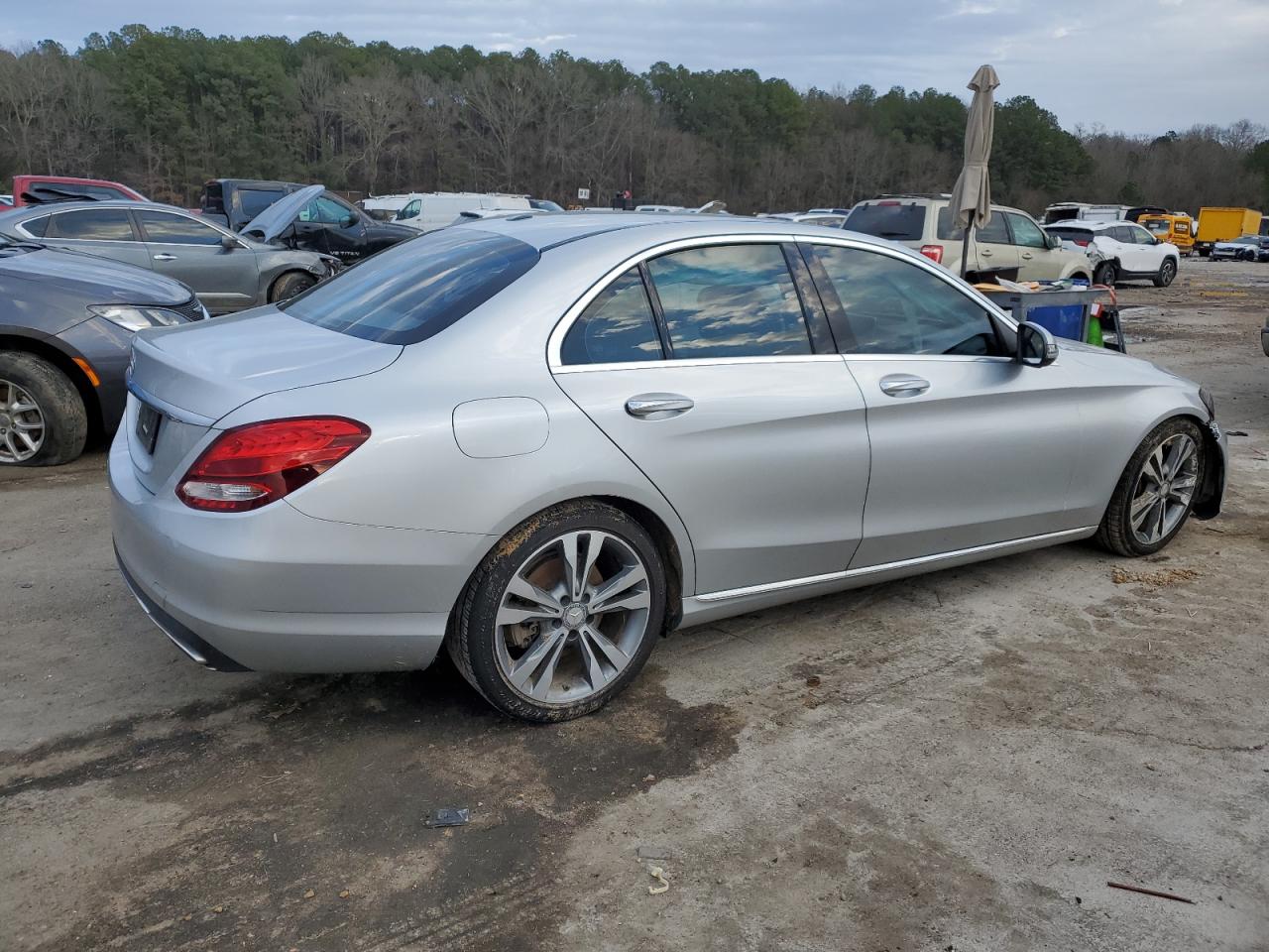 2016 Mercedes-Benz C-klasse VIN 55SWF4JB2GU101065 Copart auction photo, front end damage thumbnail 3