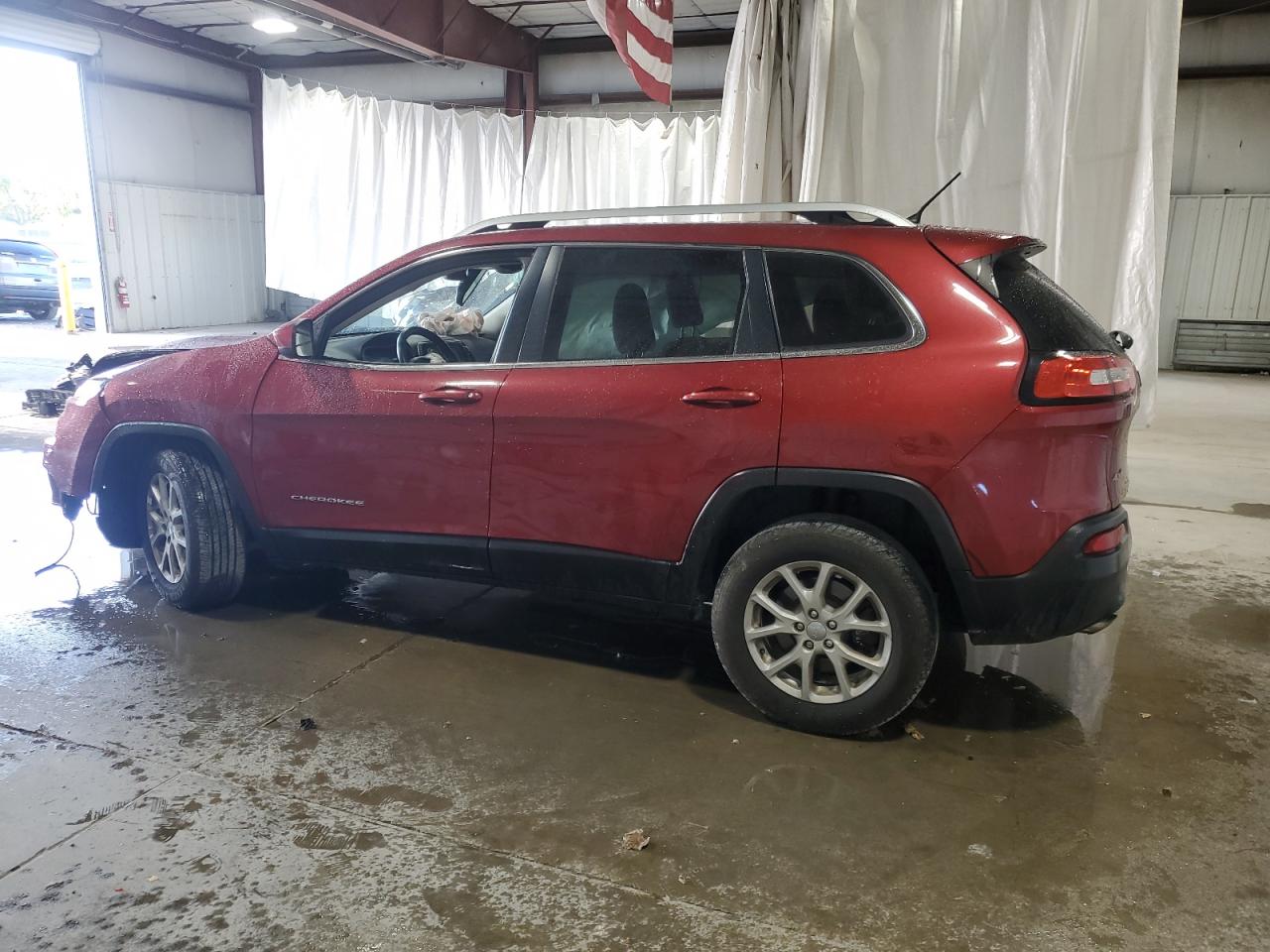 2015 Jeep Grand Cherokee VIN 1C4PJMCB2FW523638 Copart auction photo, front end / side damage thumbnail 2