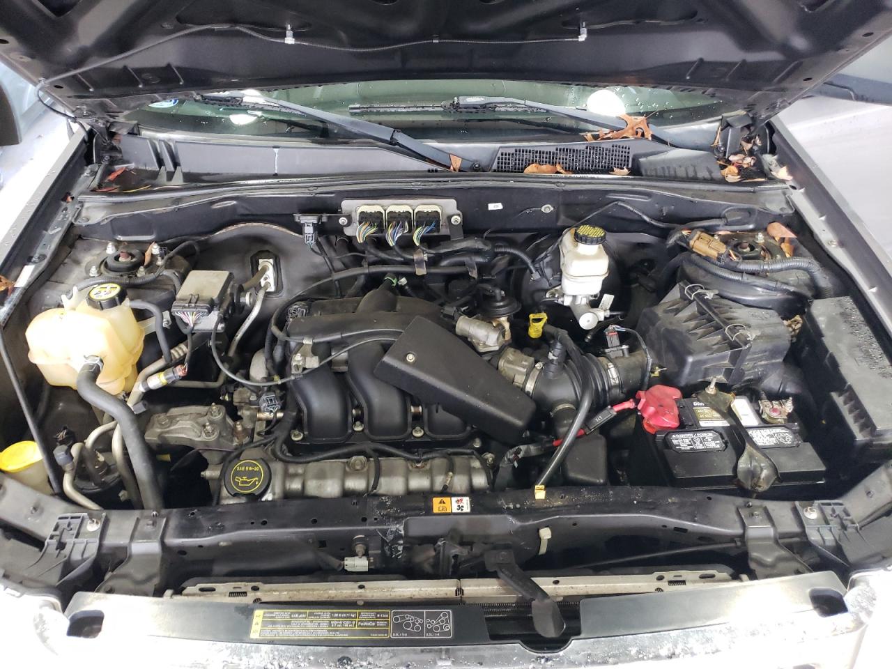 2008 Ford Escape VIN 1FMCU93188KD49302 Copart auction photo, normal wear damage thumbnail 12