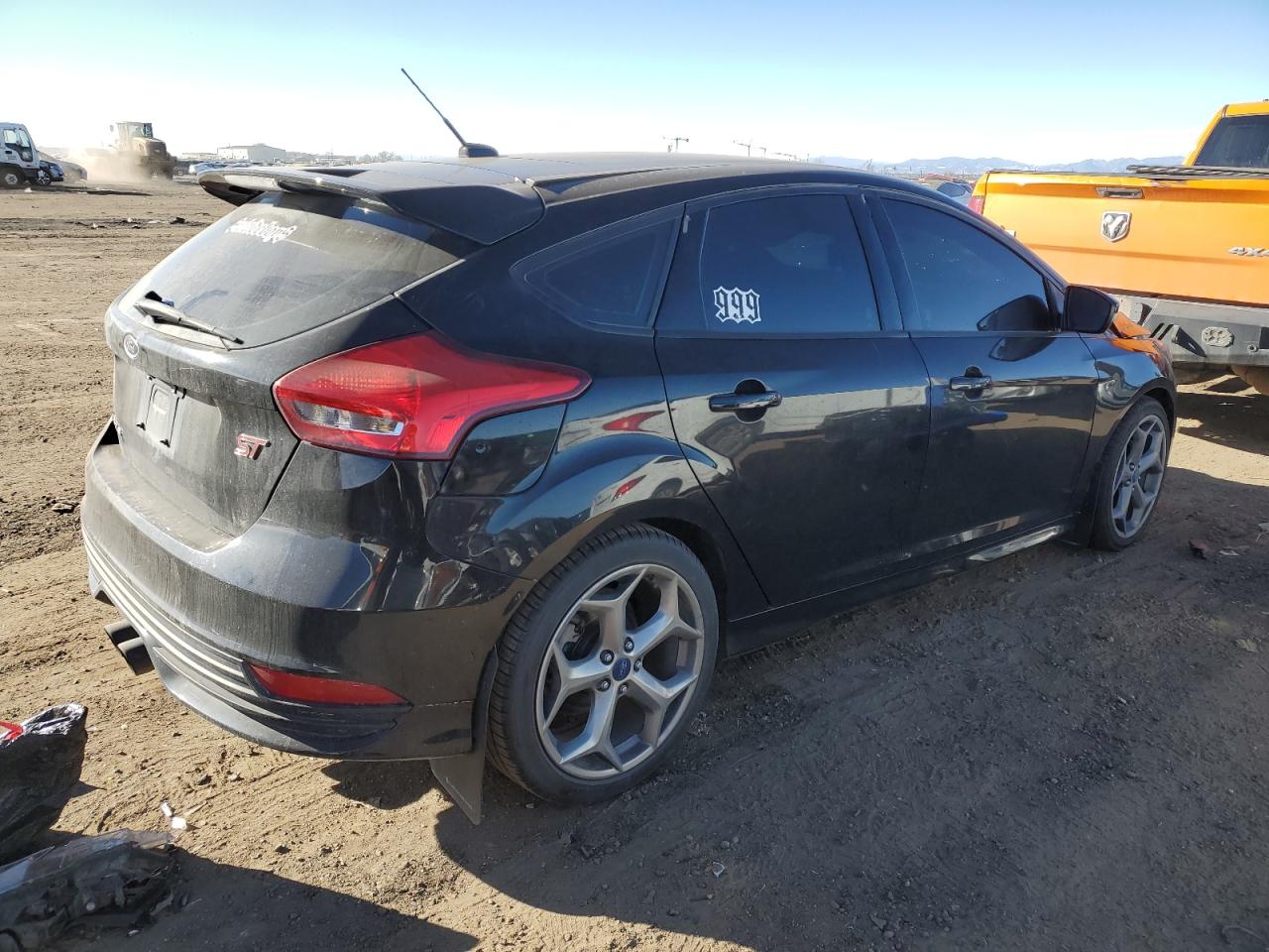 2017 Ford Focus VIN 1FADP3L99HL314240 Copart auction photo, front end / side damage thumbnail 3