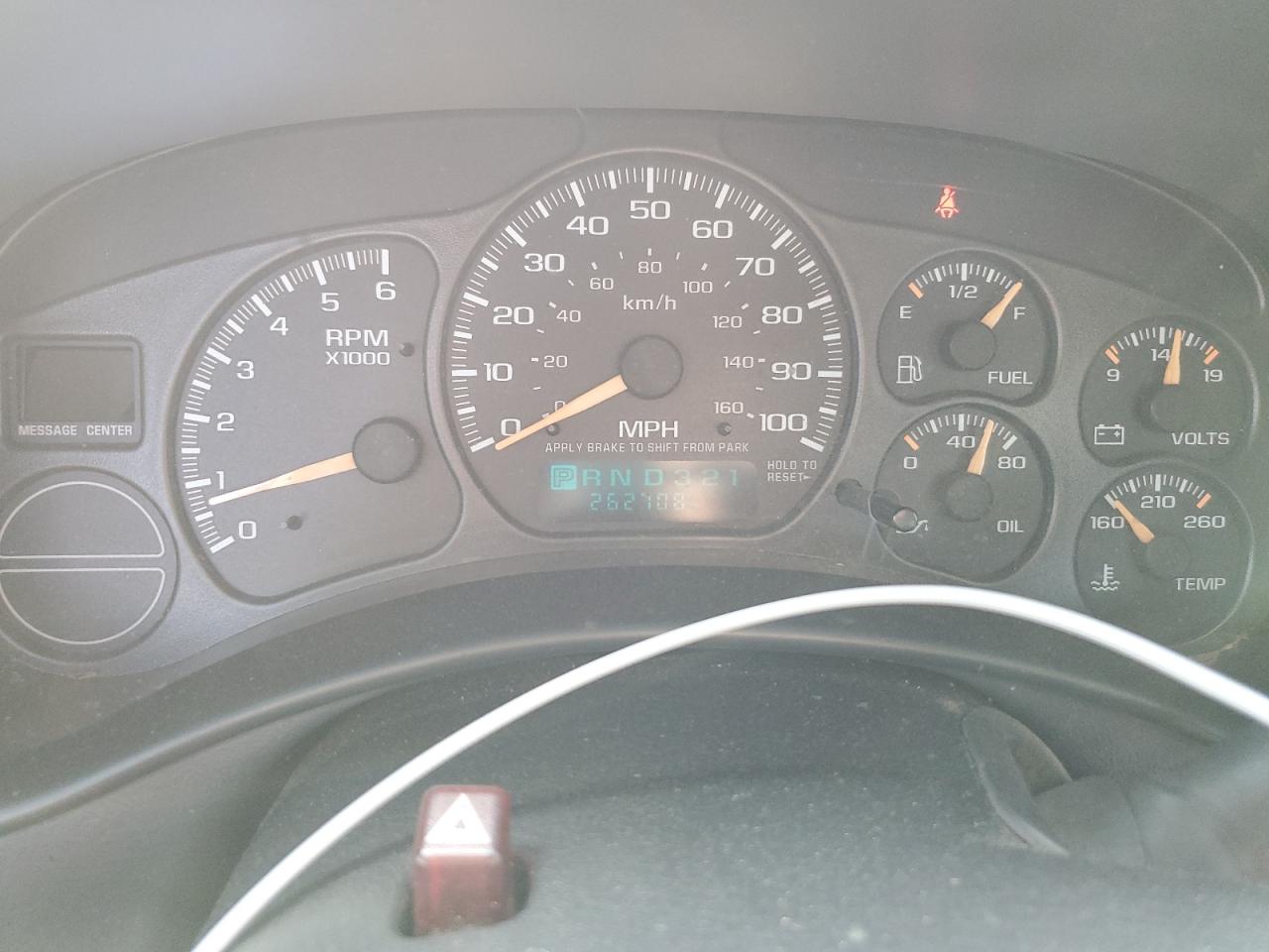 2002 Chevrolet Silverado VIN 2GCEC19V321123493 Copart auction photo, front end / minor dent/scratches damage thumbnail 9
