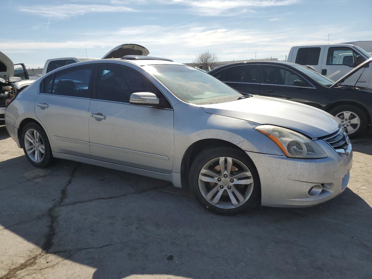 2012 Nissan Altima VIN 1N4BL2AP0CC124091 Copart auction photo, rear end / minor dent/scratches damage thumbnail 4