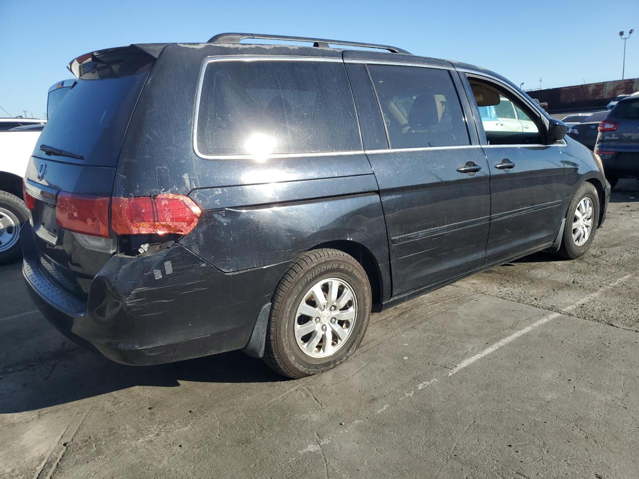 2009 Honda Odyssey VIN 5FNRL38689B020066 Copart auction photo, side / minor dent/scratches damage thumbnail 3