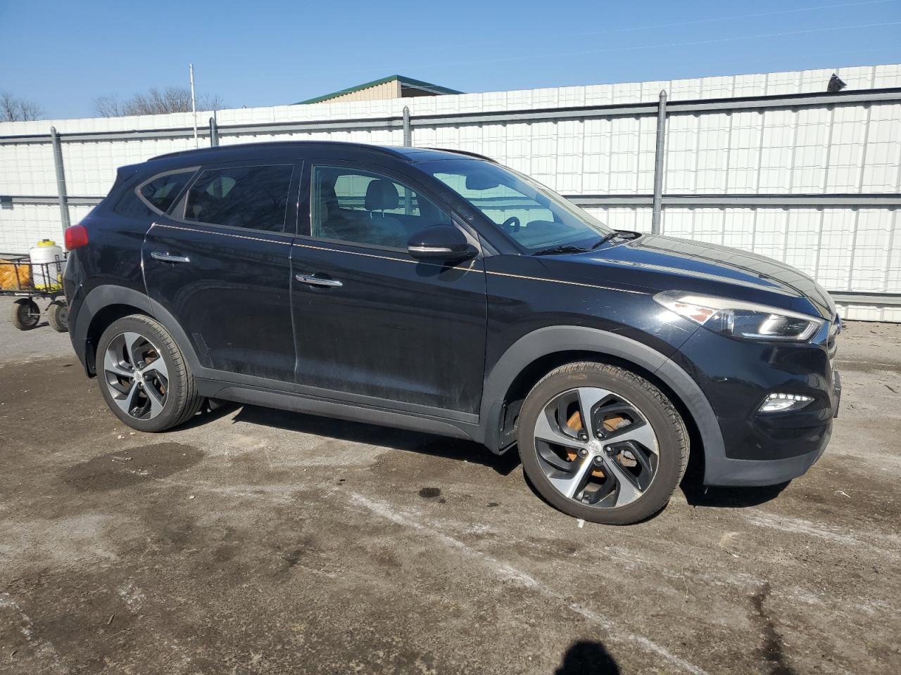 2016 Hyundai Tucson VIN KM8J3CA24GU125238 Copart auction photo, mechanical / normal wear damage thumbnail 4