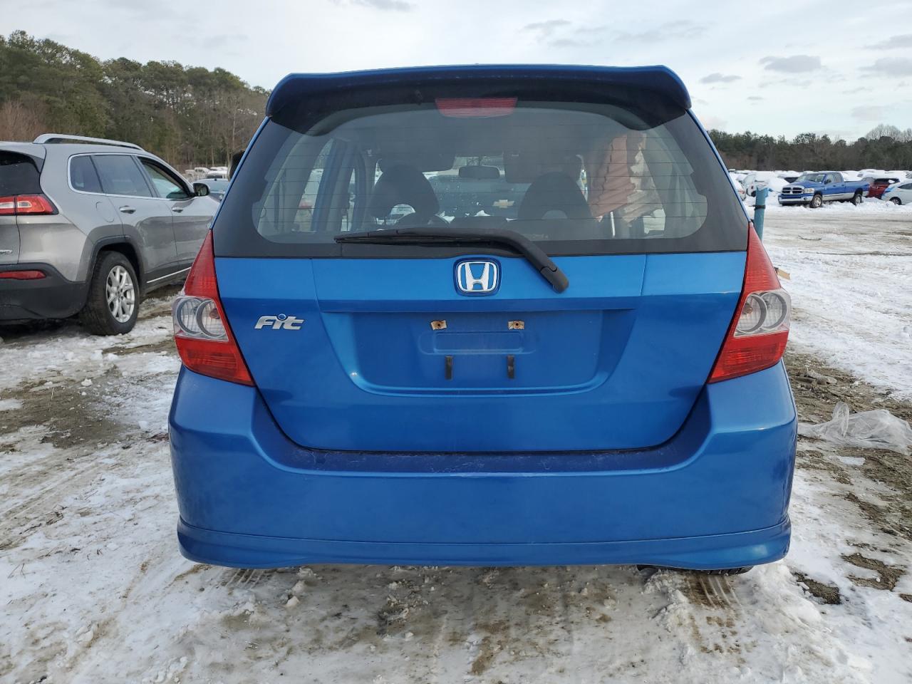 2008 Honda Fit VIN JHMGD38688S045957 Copart auction photo, side damage thumbnail 6