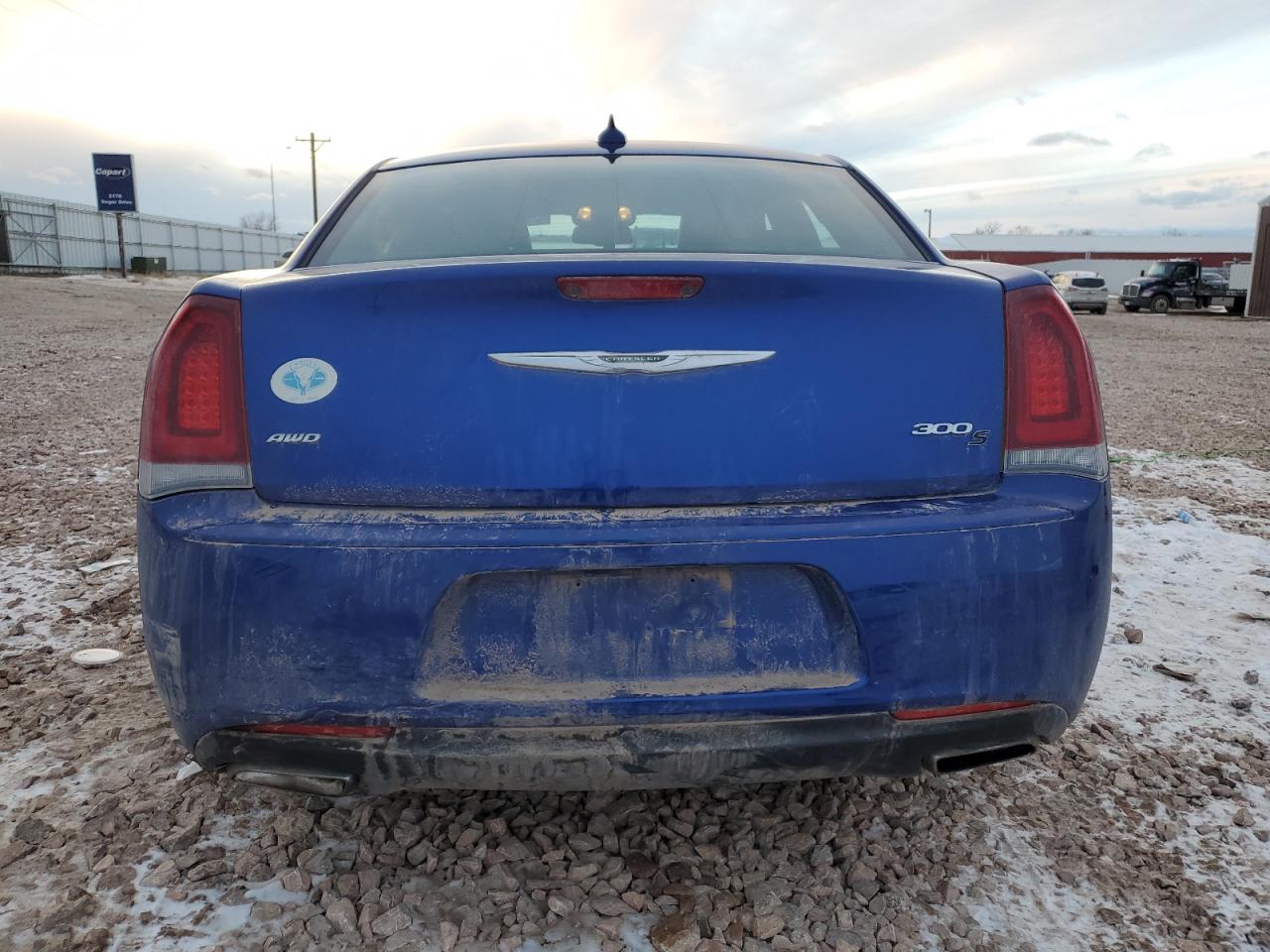 2018 Chrysler 300 VIN 2C3CCAGG0JH267654 Copart auction photo, side / front end damage thumbnail 6