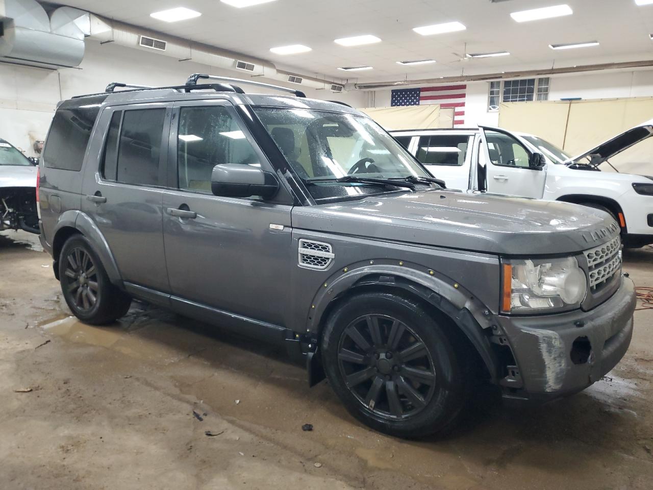 2013 Land Rover LR4 VIN SALAG2D47DA696938 Copart auction photo, side / front end damage thumbnail 4
