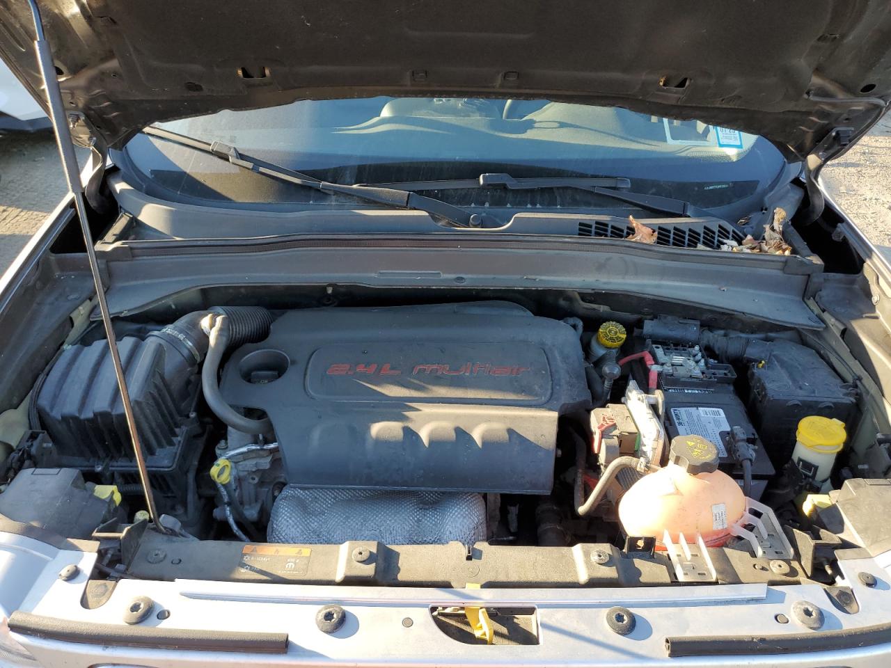 2016 Jeep Renegade VIN ZACCJBDT7GPE30008 Copart auction photo, side / front end damage thumbnail 12