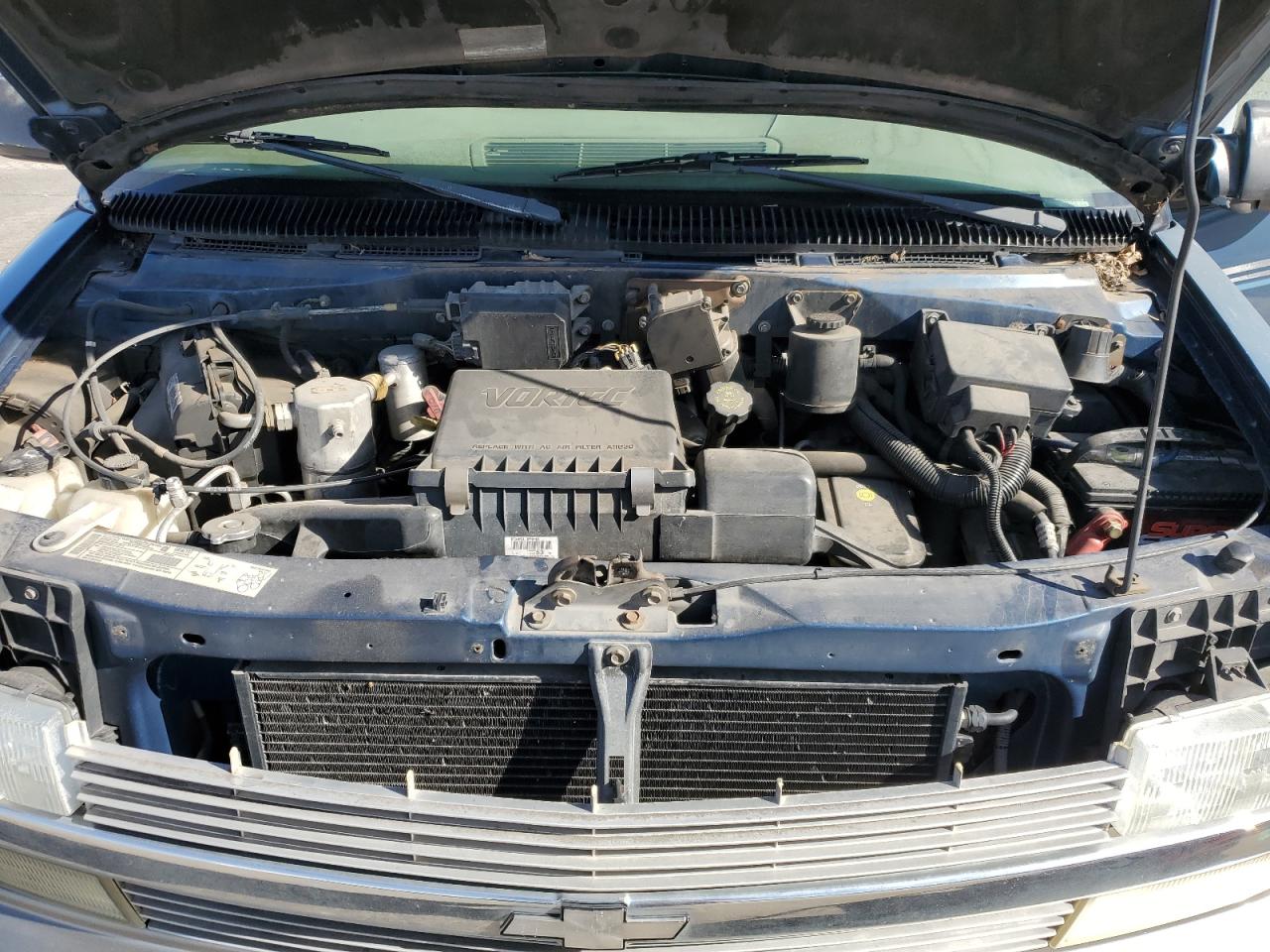 2002 Chevrolet Astro VIN 1GNDM19X42B146444 Copart auction photo, stripped / side damage thumbnail 12
