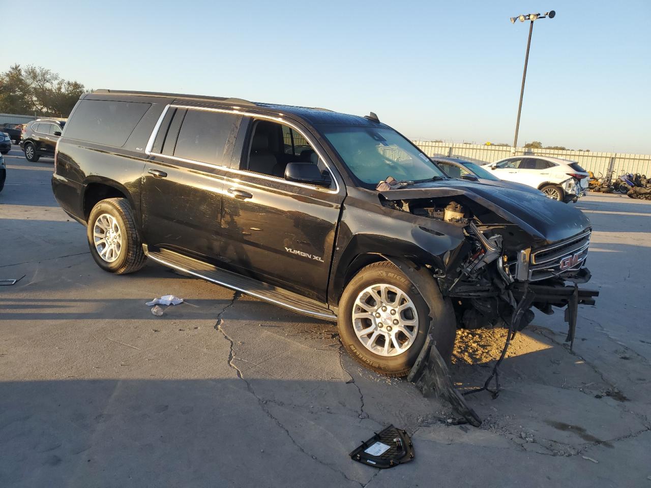 2020 GMC Yukon VIN 1GKS2GKC5LR261700 Copart auction photo, front end / rear end damage thumbnail 4