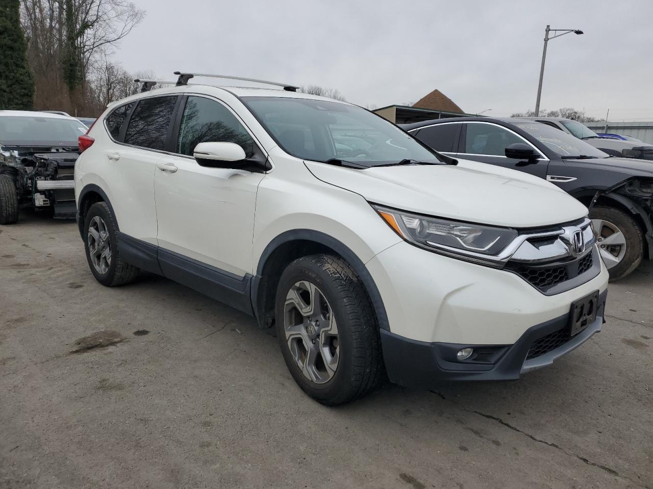 2018 Honda CR-V VIN 2HKRW2H55JH649489 Copart auction photo, rear end damage thumbnail 4