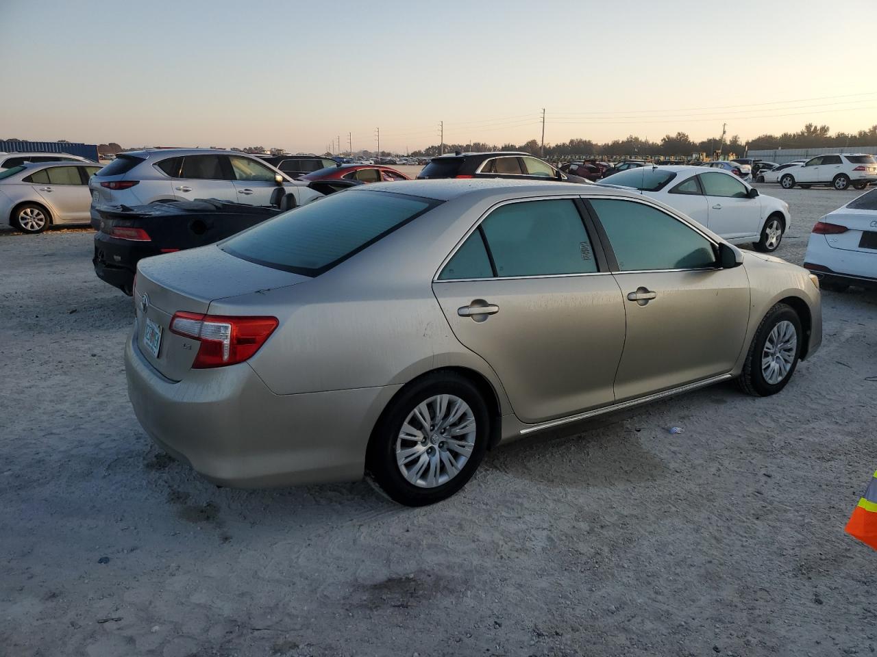 2013 Toyota Camry VIN 4T1BF1FK5DU292471 Copart auction photo, water/flood damage thumbnail 3
