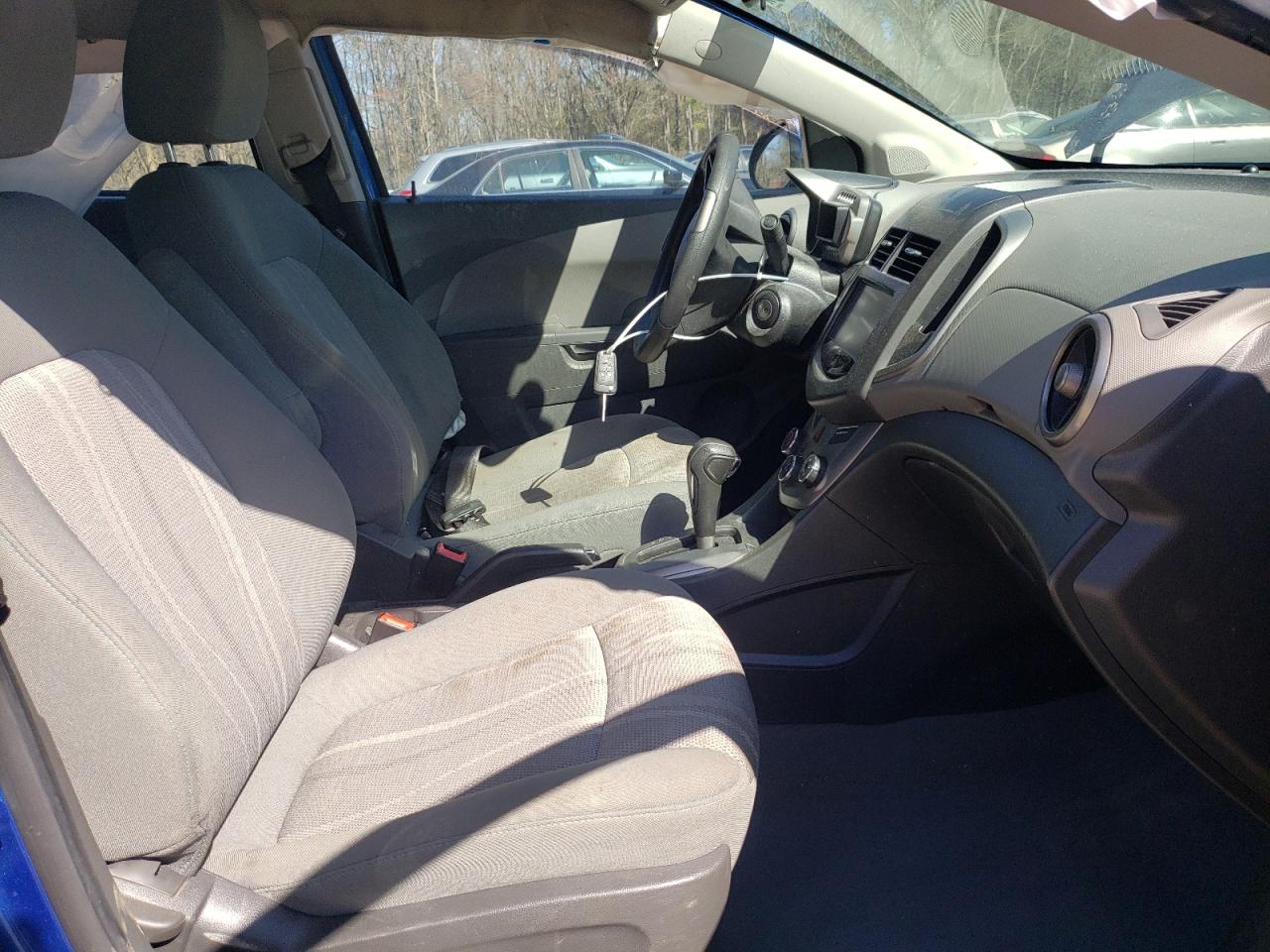 2016 Chevrolet Sonic VIN 1G1JC5SH3G4174054 Copart auction photo, side / front end damage thumbnail 7