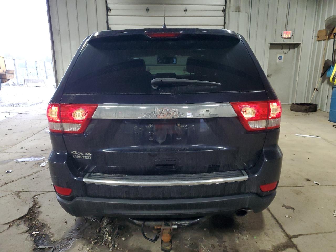 2011 Jeep Grand Cherokee VIN 1J4RR5GGXBC642007 Copart auction photo, front end damage thumbnail 6
