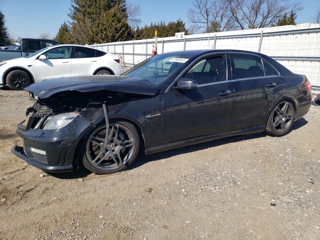 2012 Mercedes-Benz E-klasse VIN WDDHF7EB4CA525071