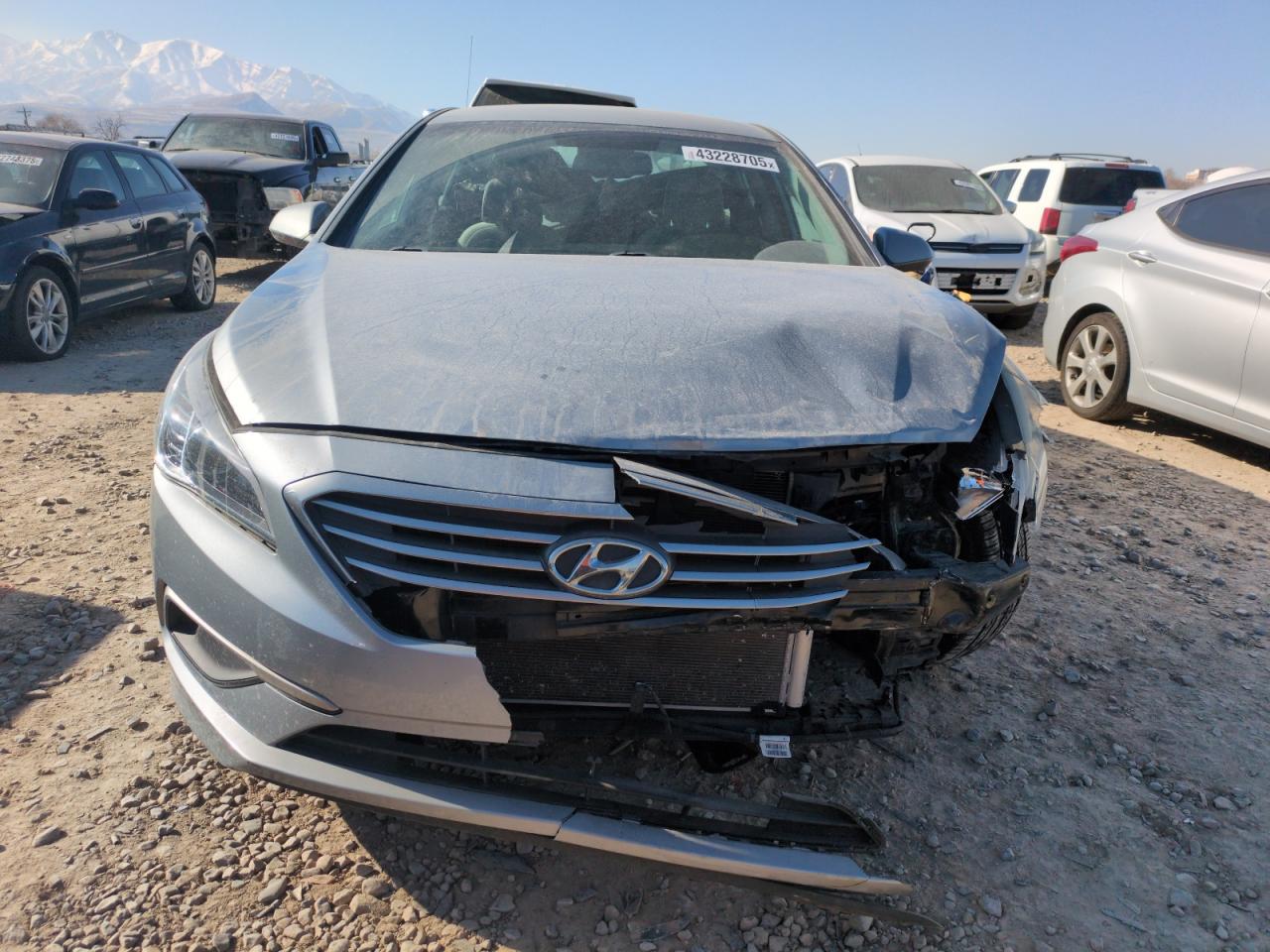 2017 Hyundai Sonata VIN 5NPE24AF9HH562181 Copart auction photo, front end / rear end damage thumbnail 5
