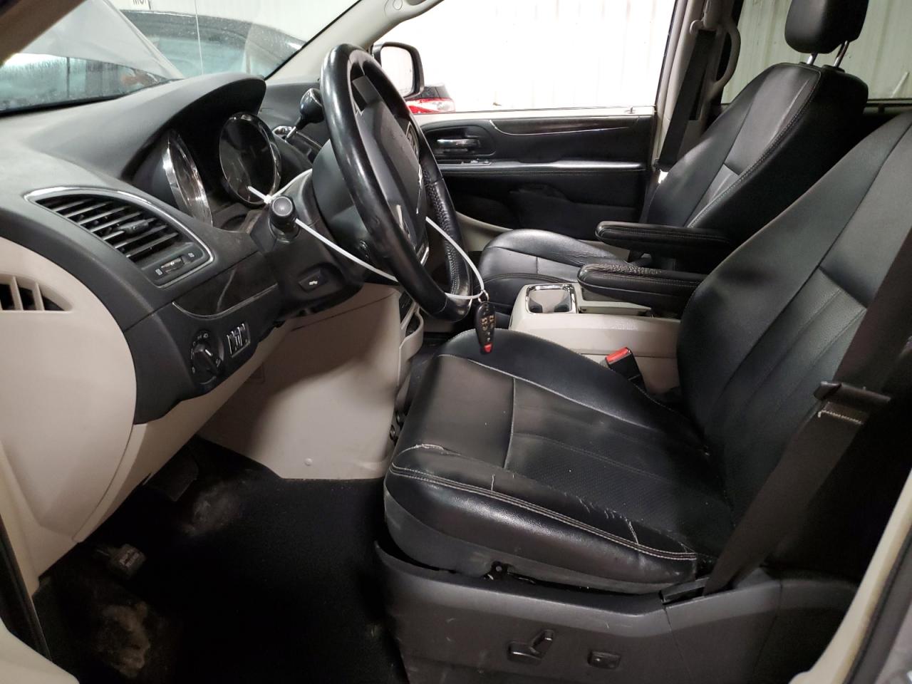 2014 Chrysler Town & Country VIN 2C4RC1CG5ER199878 Copart auction photo, front end / side damage thumbnail 7