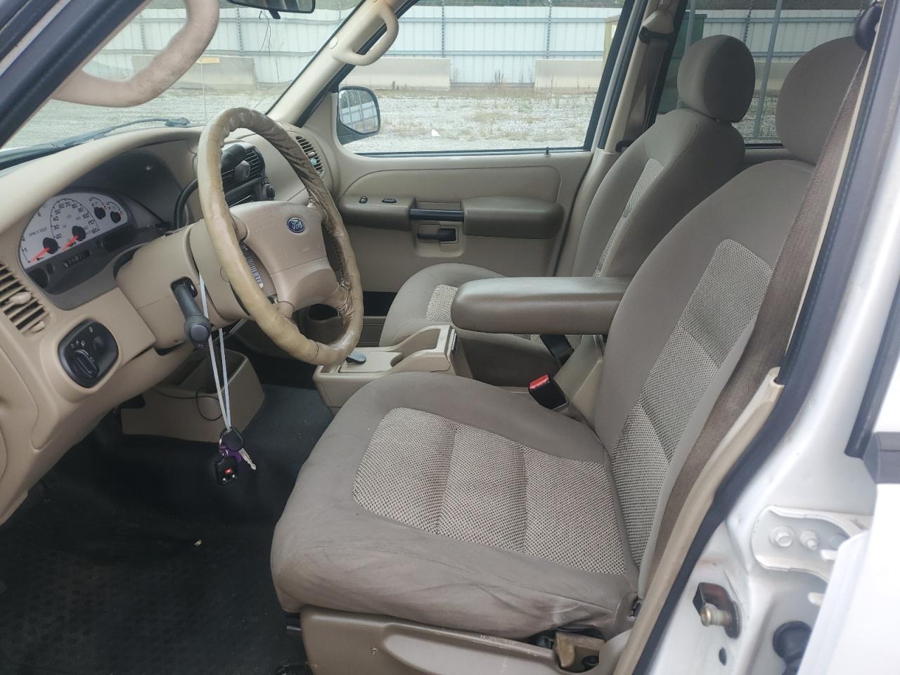 2004 Ford Explorer VIN 1FMZU67K84UA70703 Copart auction photo, front end damage thumbnail 7