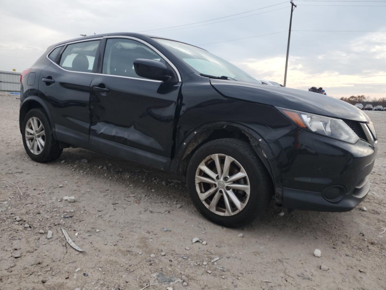 2018 Nissan Rogue VIN JN1BJ1CP5JW153222 Copart auction photo, side / front end damage thumbnail 4