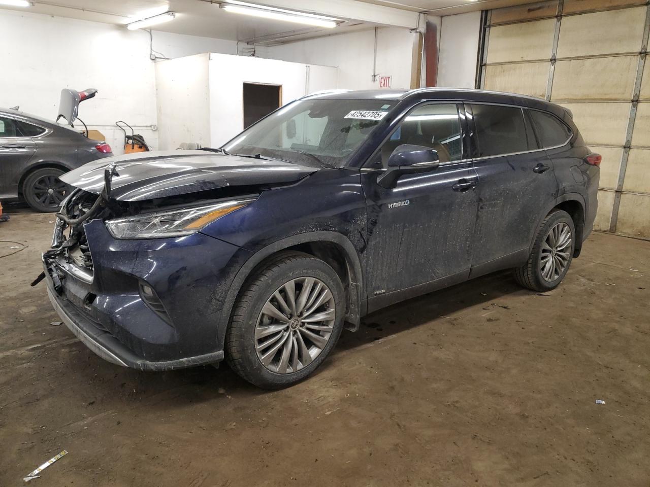 2021 Toyota Highlander VIN 5TDEBRCHXMS026663