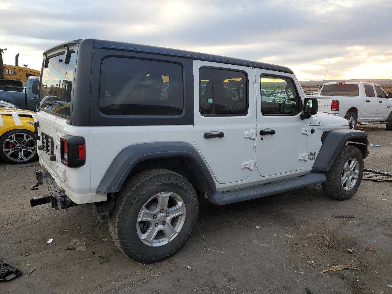 2020 Jeep Wrangler VIN 1C4HJXDNXLW204319 Copart auction photo, rear end damage thumbnail 3