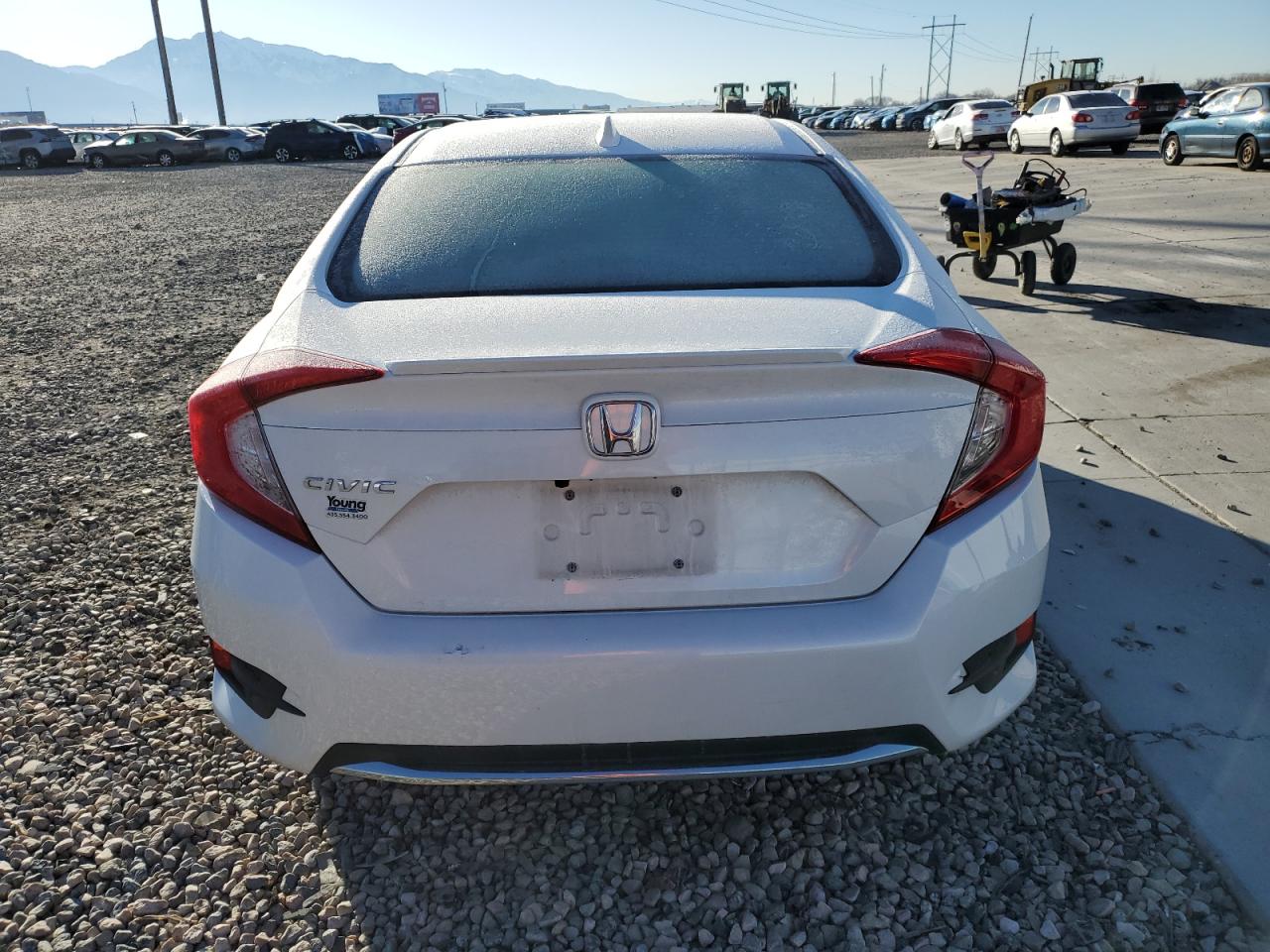 2020 Honda Civic VIN 19XFC1F37LE016829 Copart auction photo, front end / side damage thumbnail 6