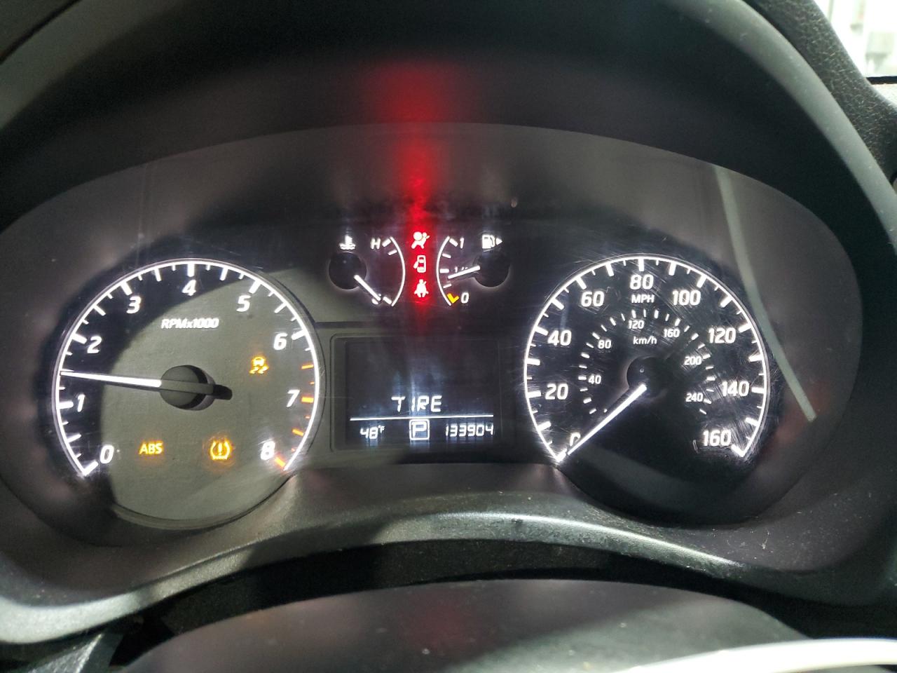 2014 Nissan Sentra VIN 3N1AB7AP2EY203443 Copart auction photo, front end / minor dent/scratches damage thumbnail 9