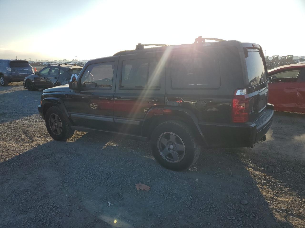 2008 Jeep Commander VIN 1J8HG48K18C125040 Copart auction photo, side damage thumbnail 2