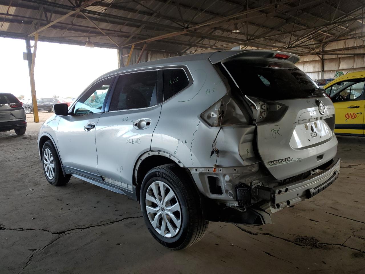 2017 Nissan Rogue VIN KNMAT2MT6HP604912 Copart auction photo, rear end damage thumbnail 2