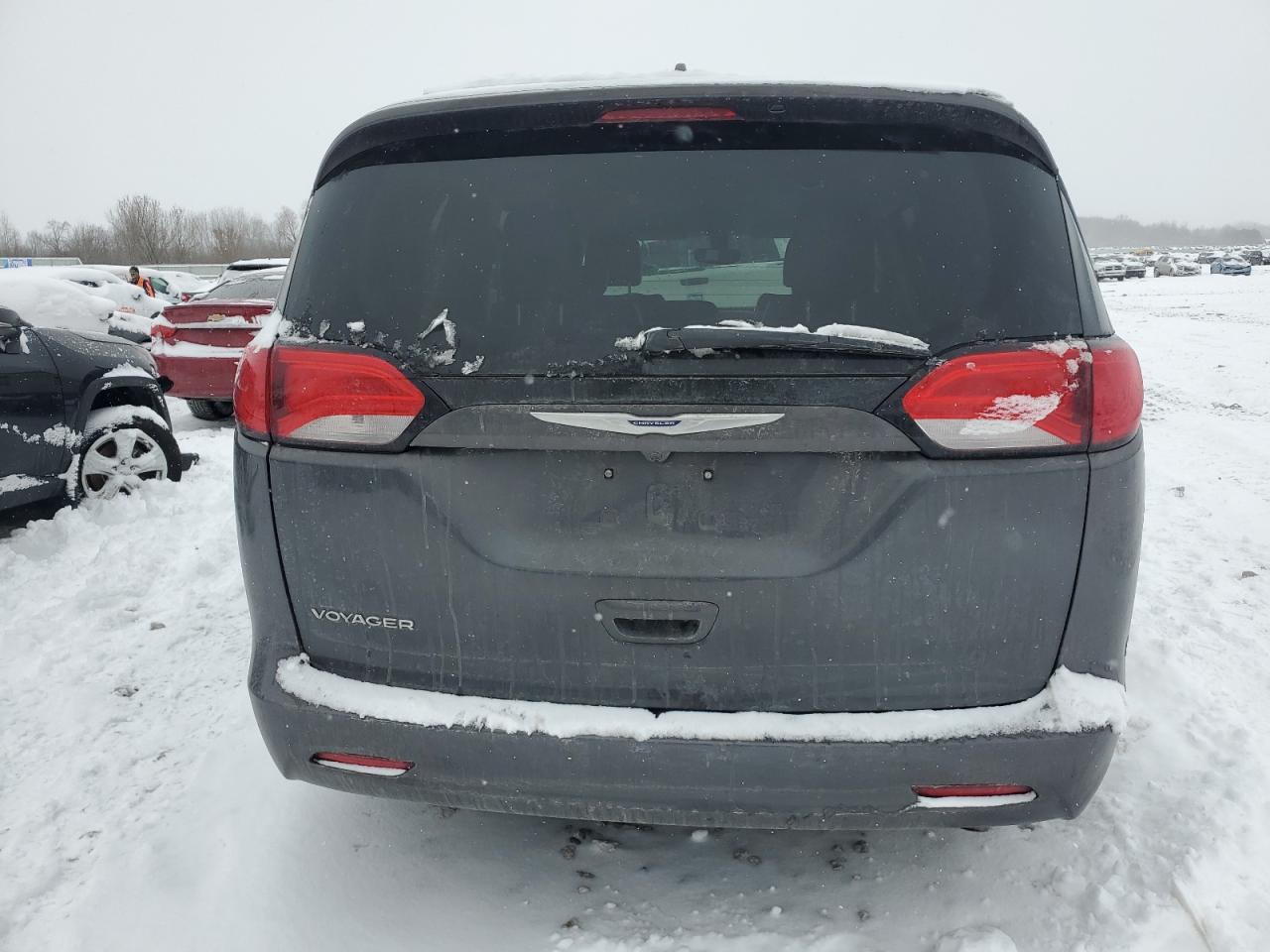 2020 Chrysler Voyager VIN 2C4RC1DG3LR261810 Copart auction photo, side / rear end damage thumbnail 6