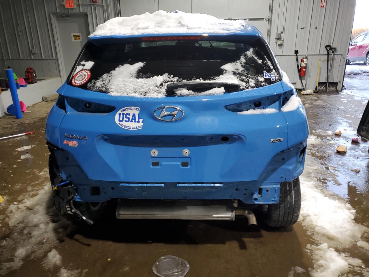 2022 Hyundai Kona VIN KM8K6CAB6NU842135 Copart auction photo, all over / minor dent/scratches damage thumbnail 6