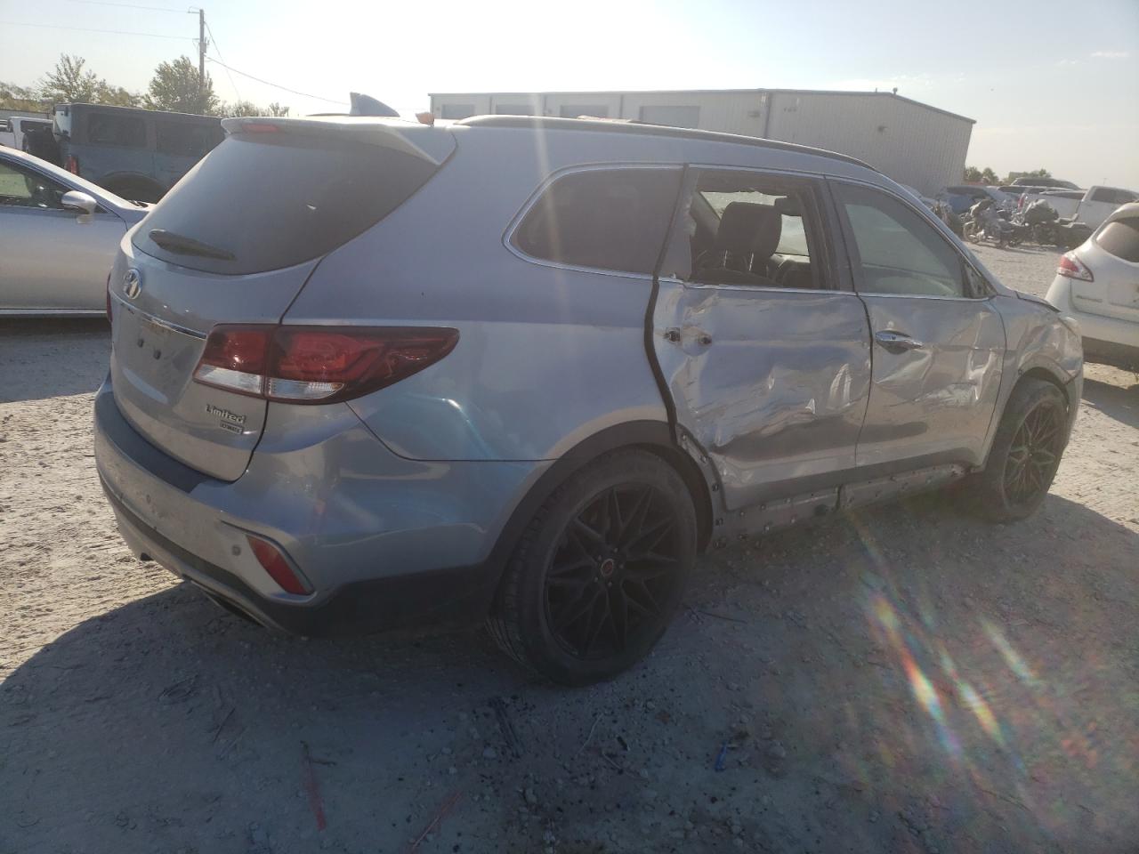 2017 Hyundai Santa Fe VIN KM8SR4HF6HU241270 Copart auction photo, front end / side damage thumbnail 3