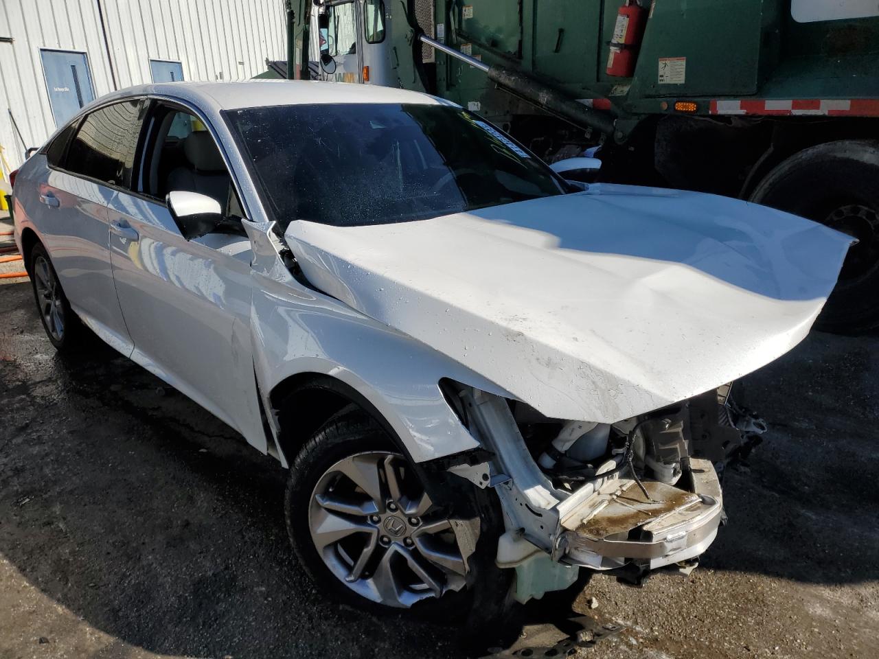 2019 Honda Accord VIN 1HGCV1F1XKA038130 Copart auction photo, front end damage thumbnail 4