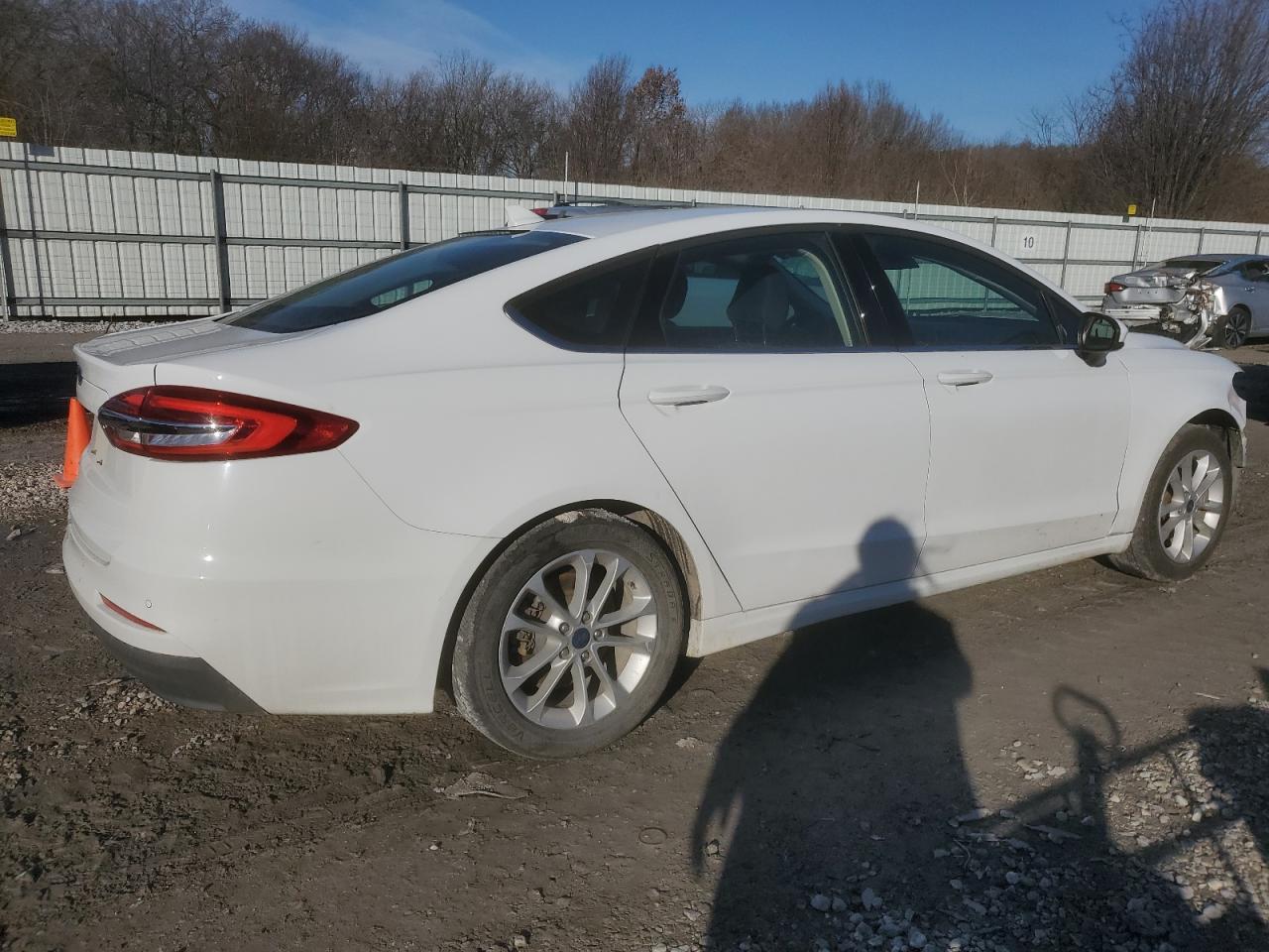 2020 Ford Fusion VIN 3FA6P0H7XLR153938 Copart auction photo, front end damage thumbnail 3