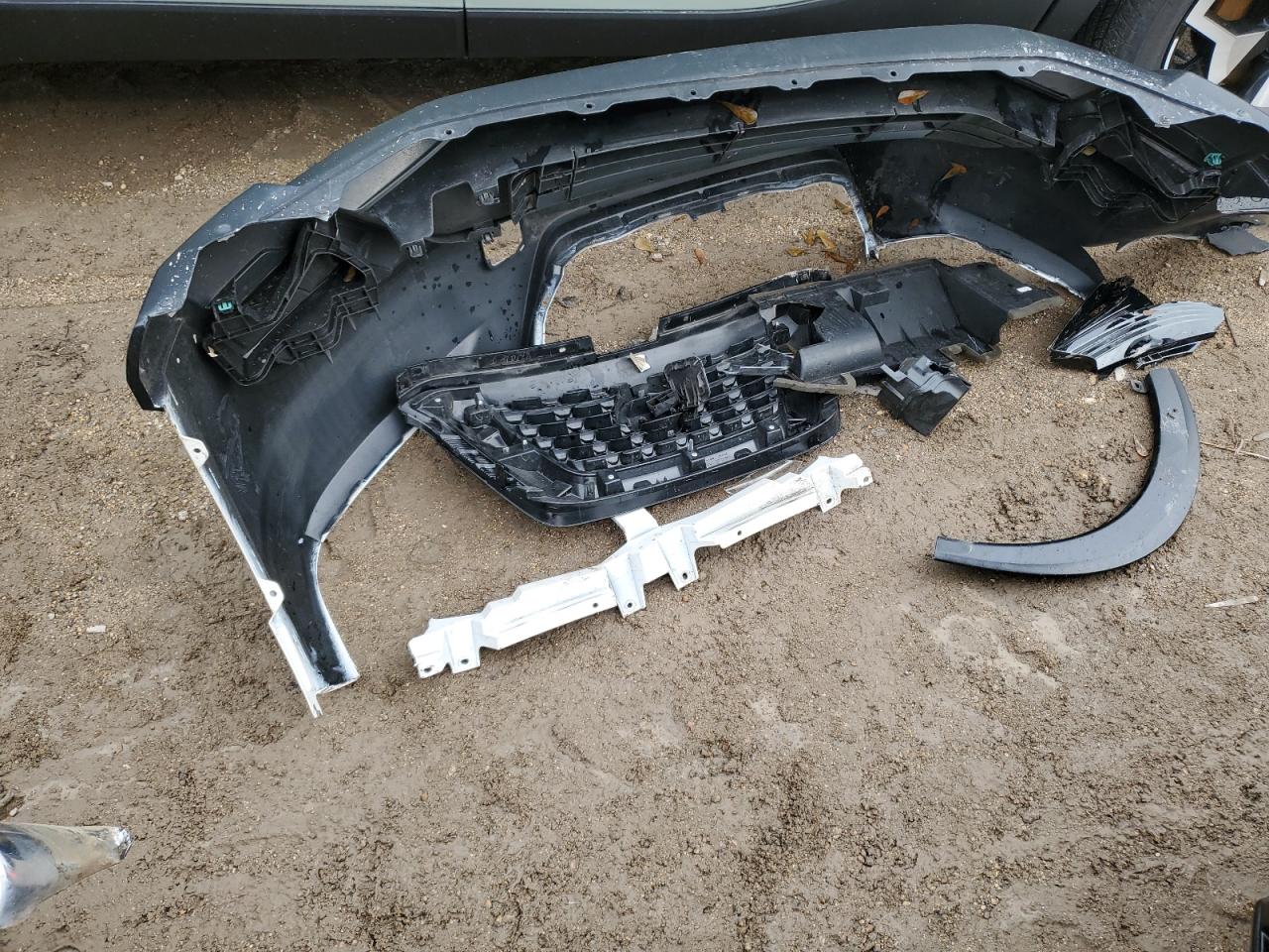 2018 Nissan Kicks VIN 3N1CP5CU2JL546312 Copart auction photo, front end damage thumbnail 15