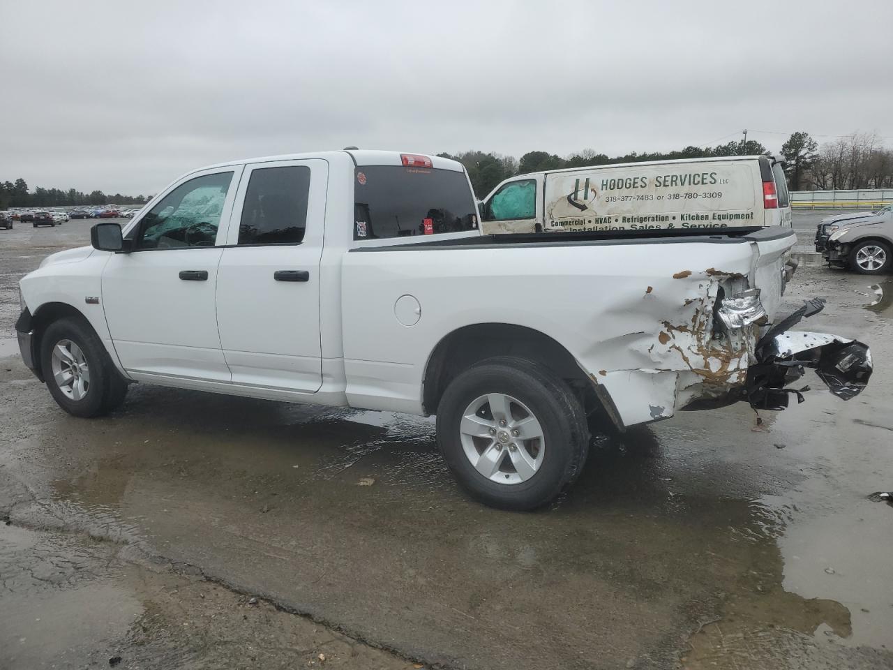 2018 RAM 1500 VIN 1C6RR6FT0JS188646 Copart auction photo, rear end / minor dent/scratches damage thumbnail 2