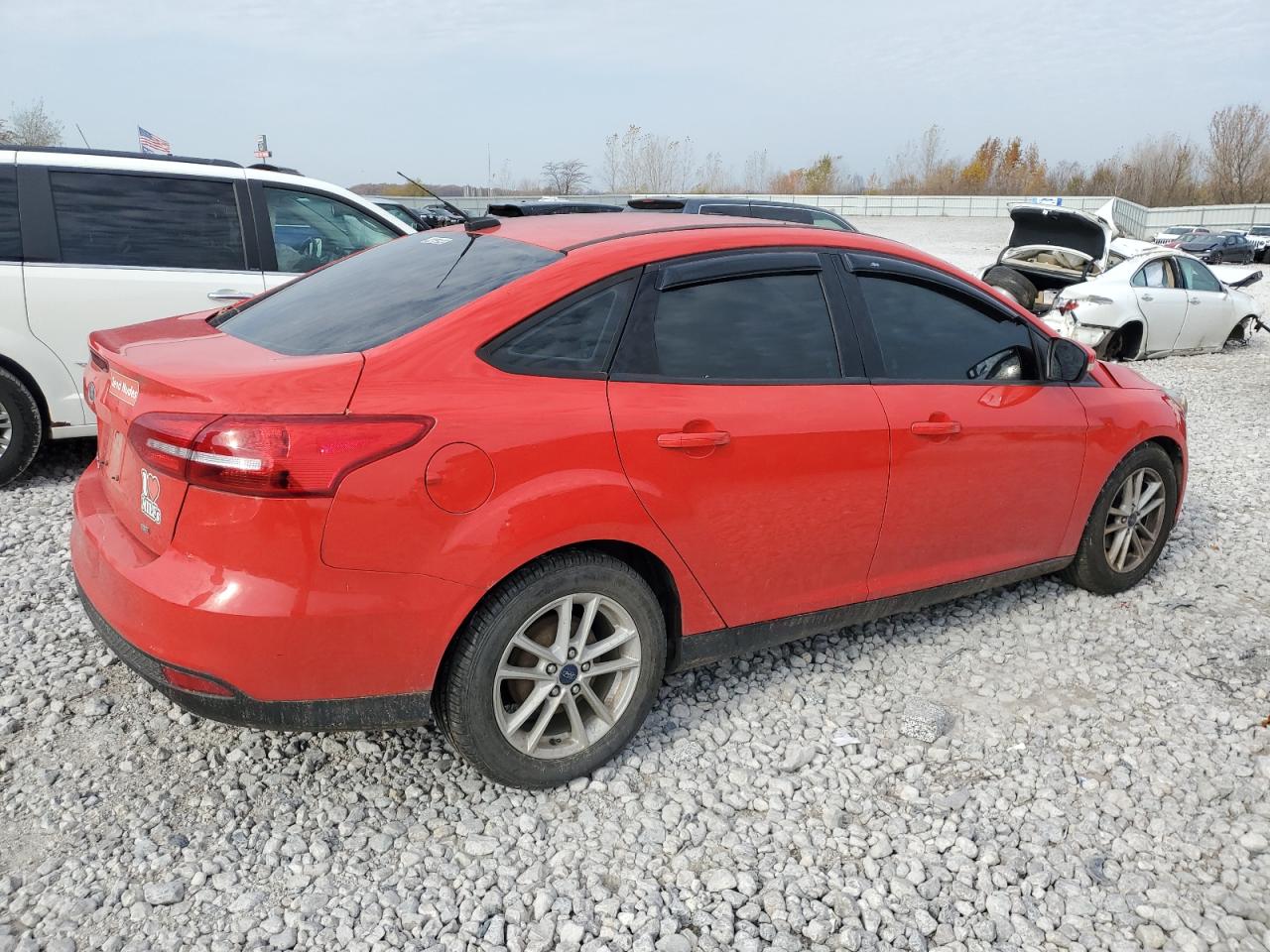 2017 Ford Focus VIN 1FADP3F29HL233107 Copart auction photo, front end / side damage thumbnail 3